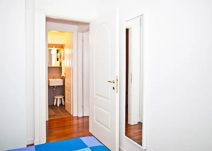 Viale Trastevere 108 *